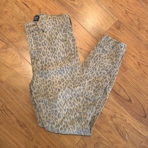 Gap cheetah jeans only worn once!